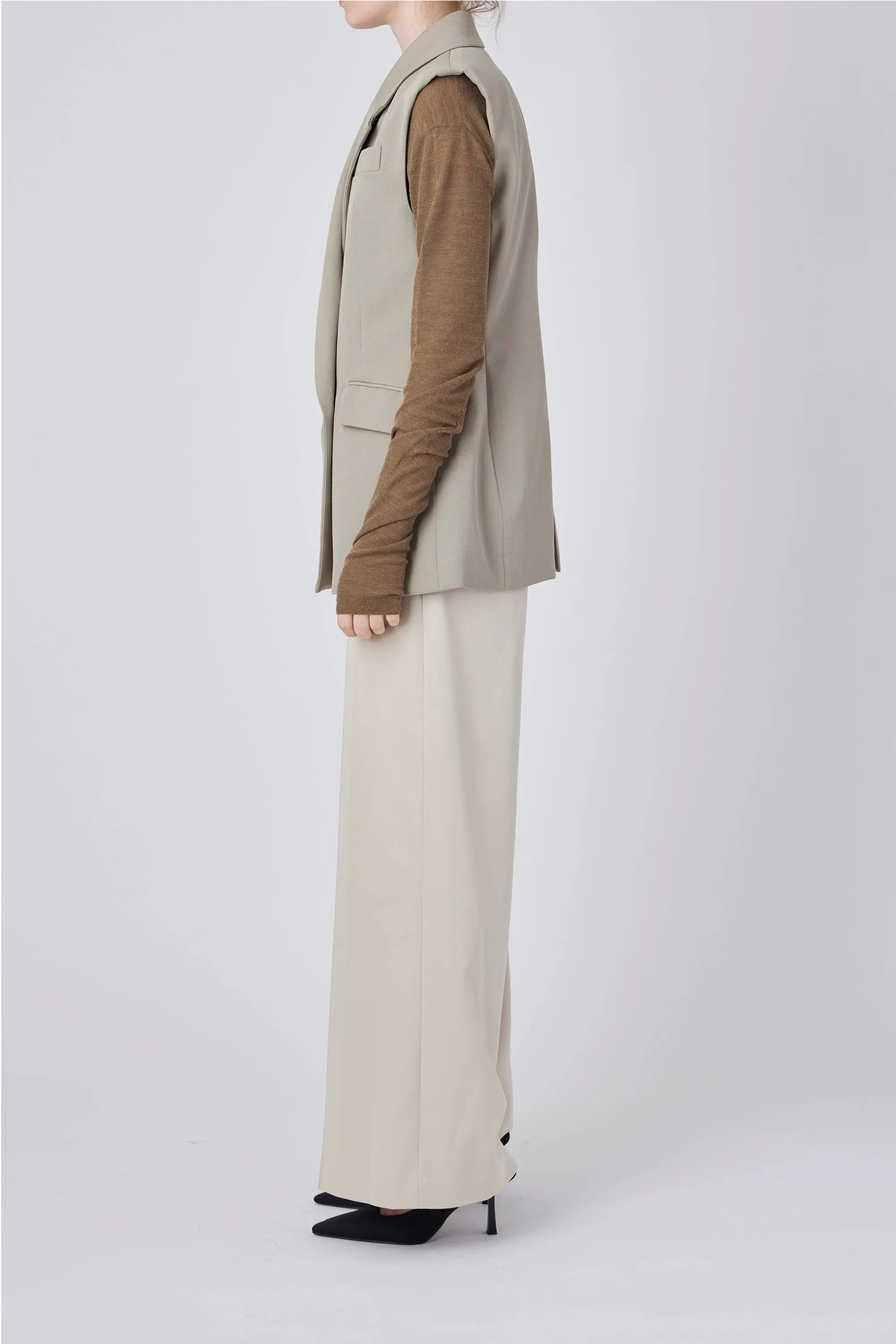 TAILORED VEST